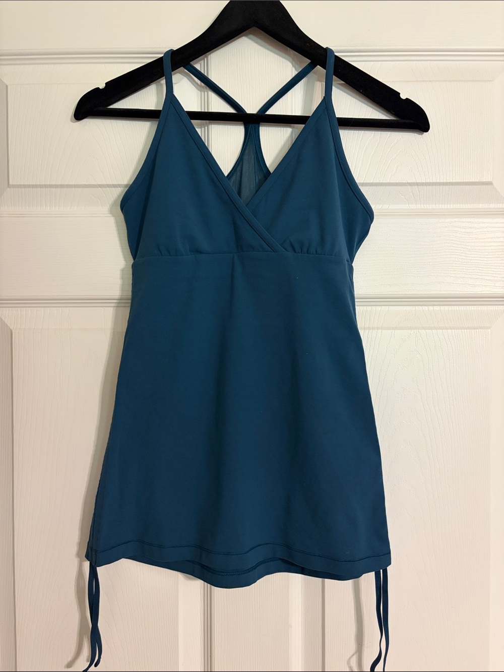 Lululemon Nile Blue Full Freedom Tank Top Cinch Hem Mesh Back Size 6